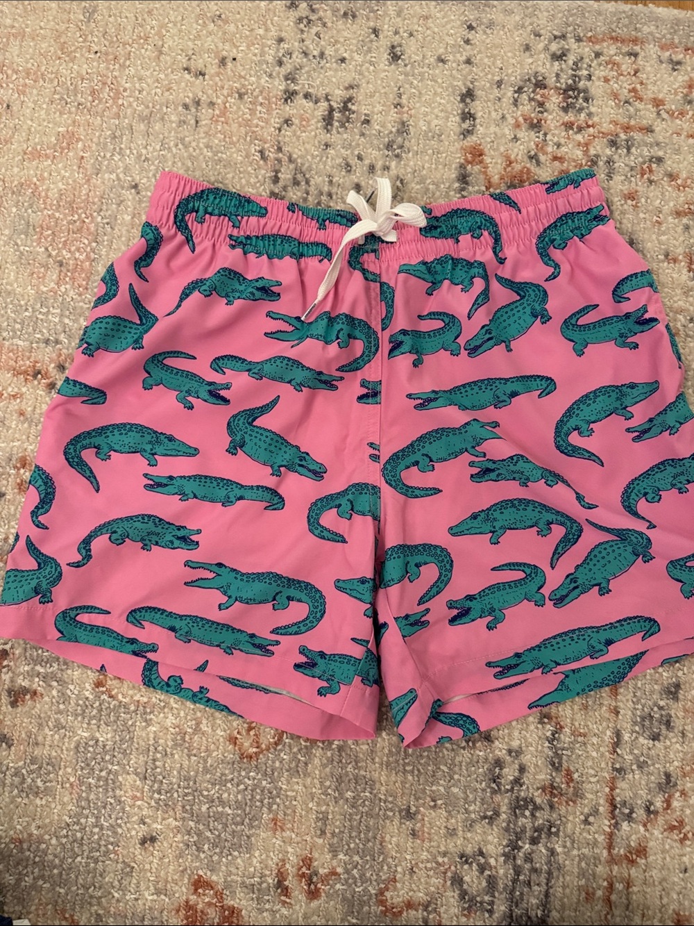 chubbies Pink Swim Shorts with Teal Crocodile Print